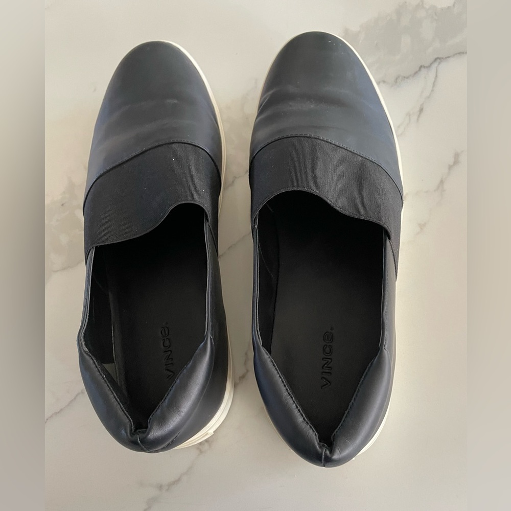 Vince Leather Running Shoes